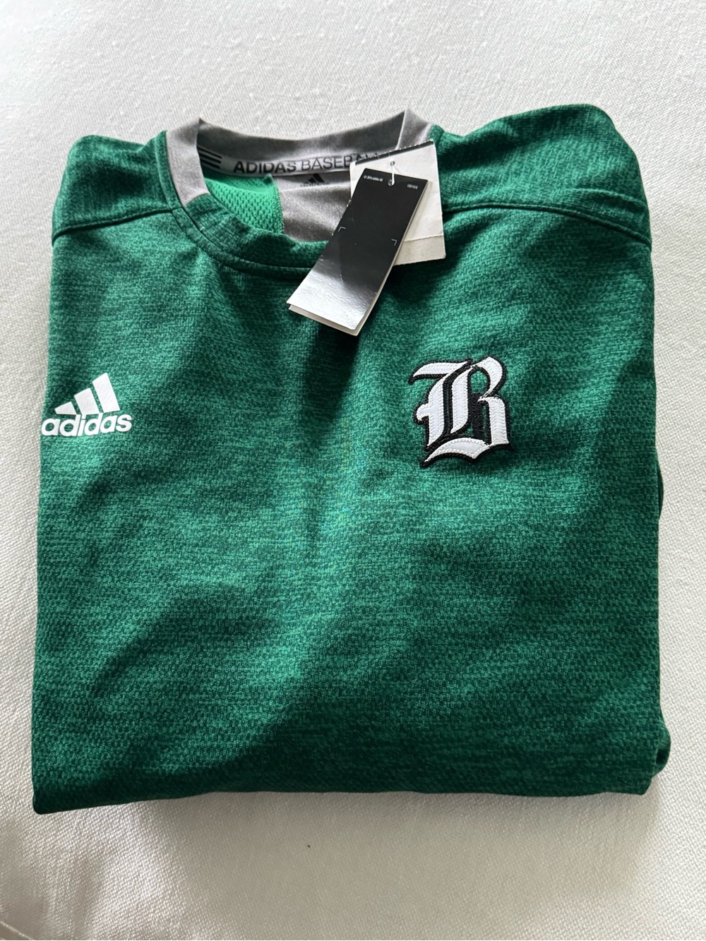 ND adidas men’s baseball crewneck NWT